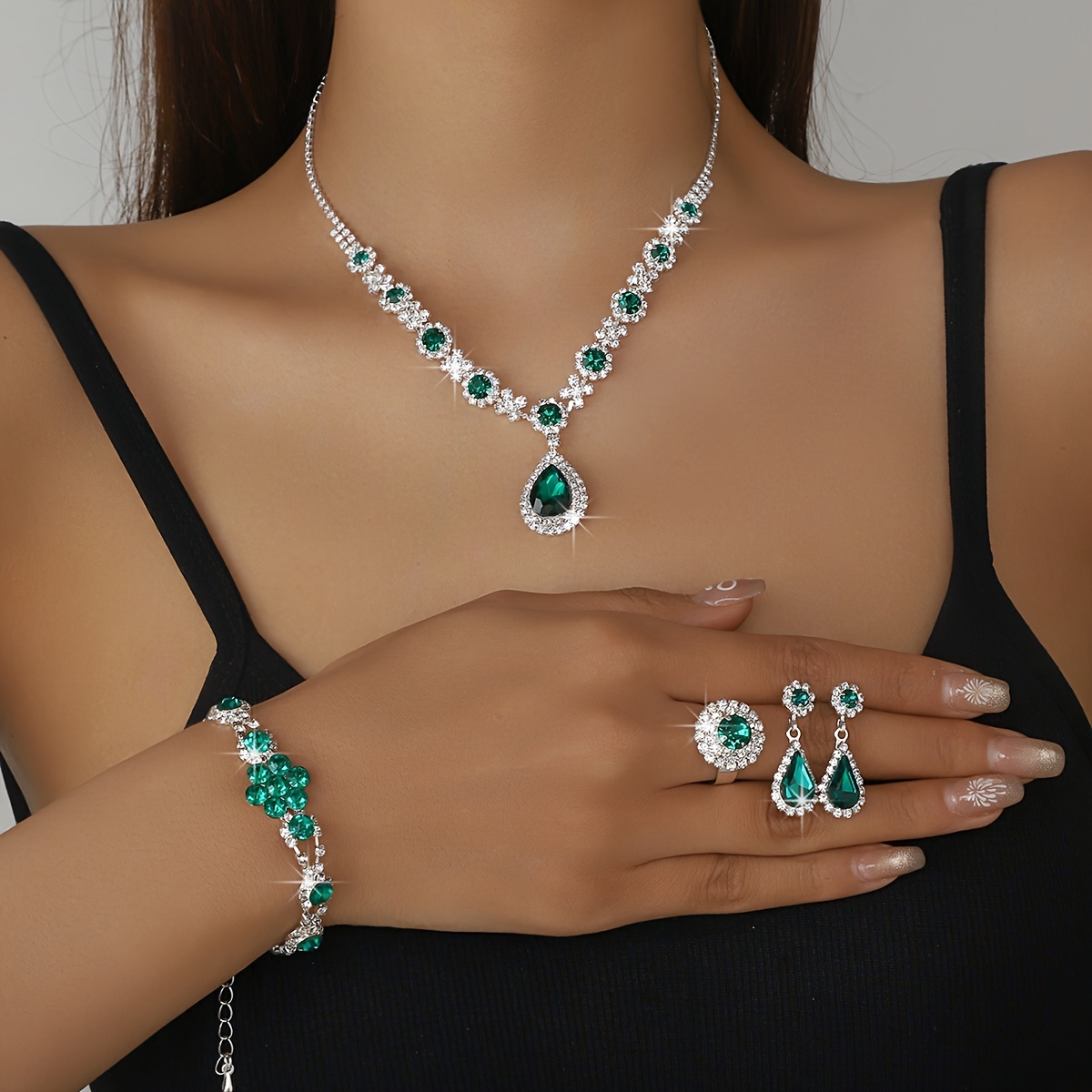 Luxury High-end Temperament Exquisite Floral Water Drop Necklace Earring Ring Set Wedding Photography Banquet Jewelry
