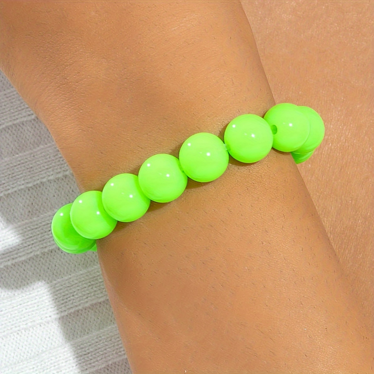 TEMU 1pc Simple And Stylish Colored Acrylic Beaded Bracelet With Round Beads And Elastic String, Suitable For Women' Wear, Parties, And As An Ideal