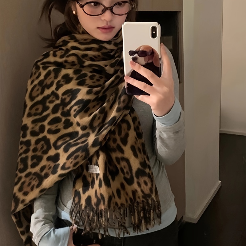 

Chic Vintage Leopard Print Tassel Scarf For Women - , Warm & Stylish Autumn/winter Shawl In Brown