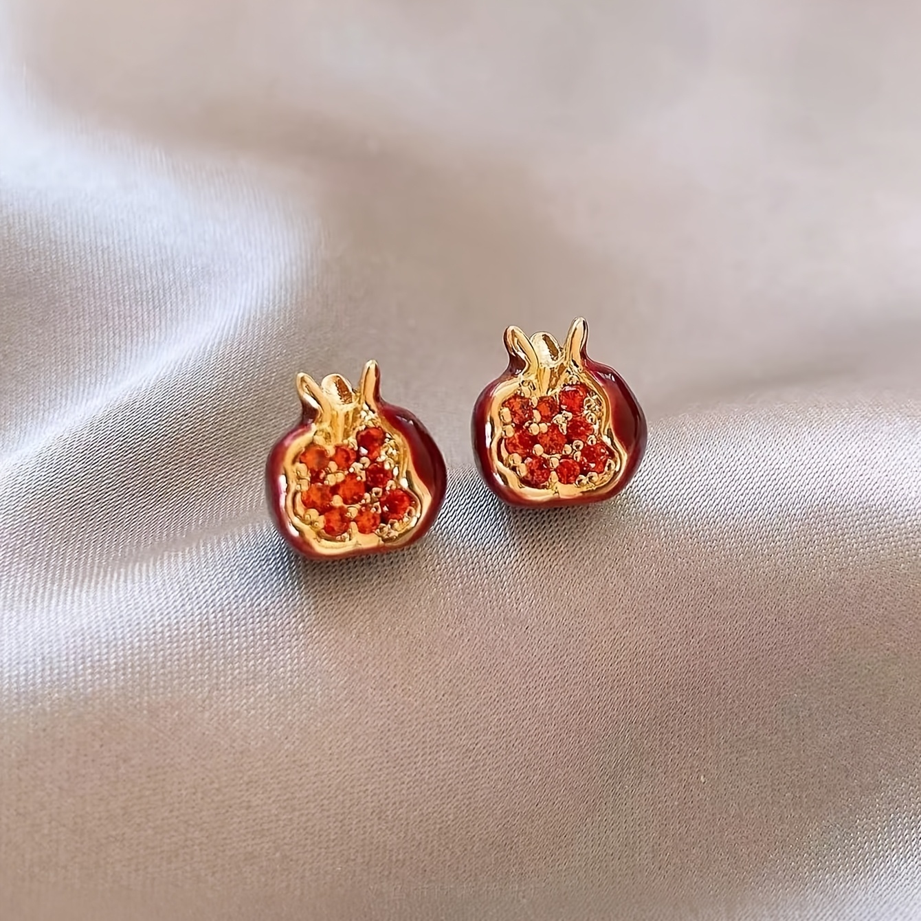 TEMU Par de aretes de de , y bonitos, con circonita sintética, joyería elegante y refinada para mujer, adecuados para uso diario, citas, reuniones y