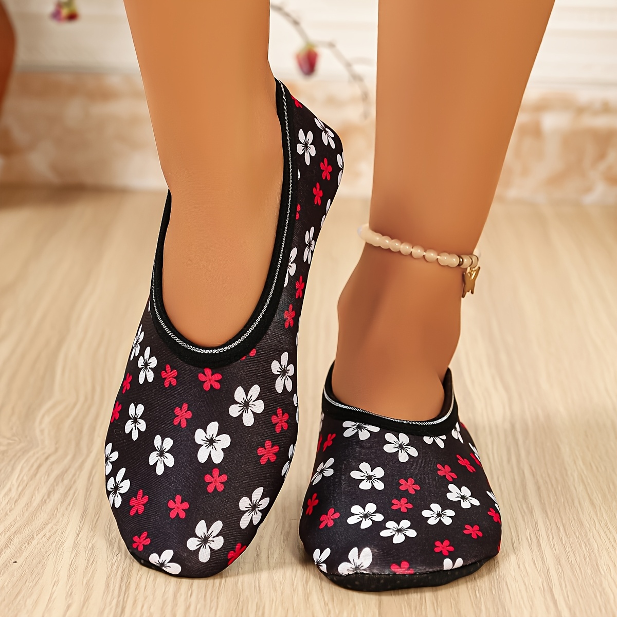 TEMU Random Floral Print Women's Home Slippers, Inner Thickened Plush -friendly Sole Design Suitable For Pilates, Women Shoes