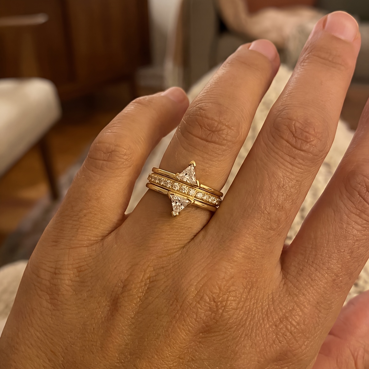 Women's Elegant Triangle-Shaped Decorative Ring for Special Occasions