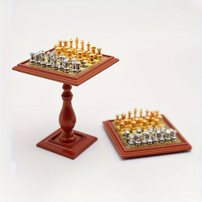 

Miniature Chess Table Set For Dollhouse, Mixed Color, Ideal For Birthday, Holiday, Christmas, Easter, Halloween, New Year Gifts, Scene Model Accessories