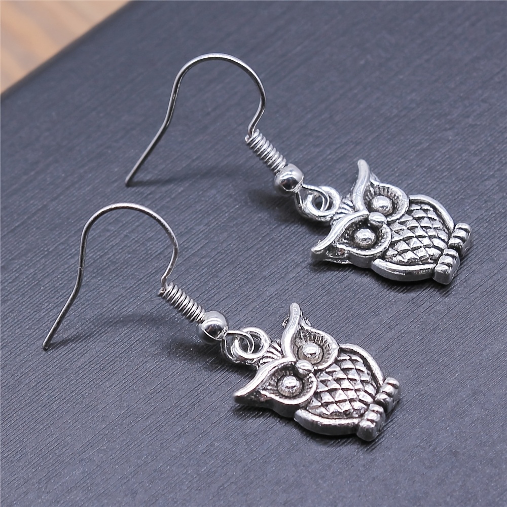 Women's Vintage-Style Owl Earrings