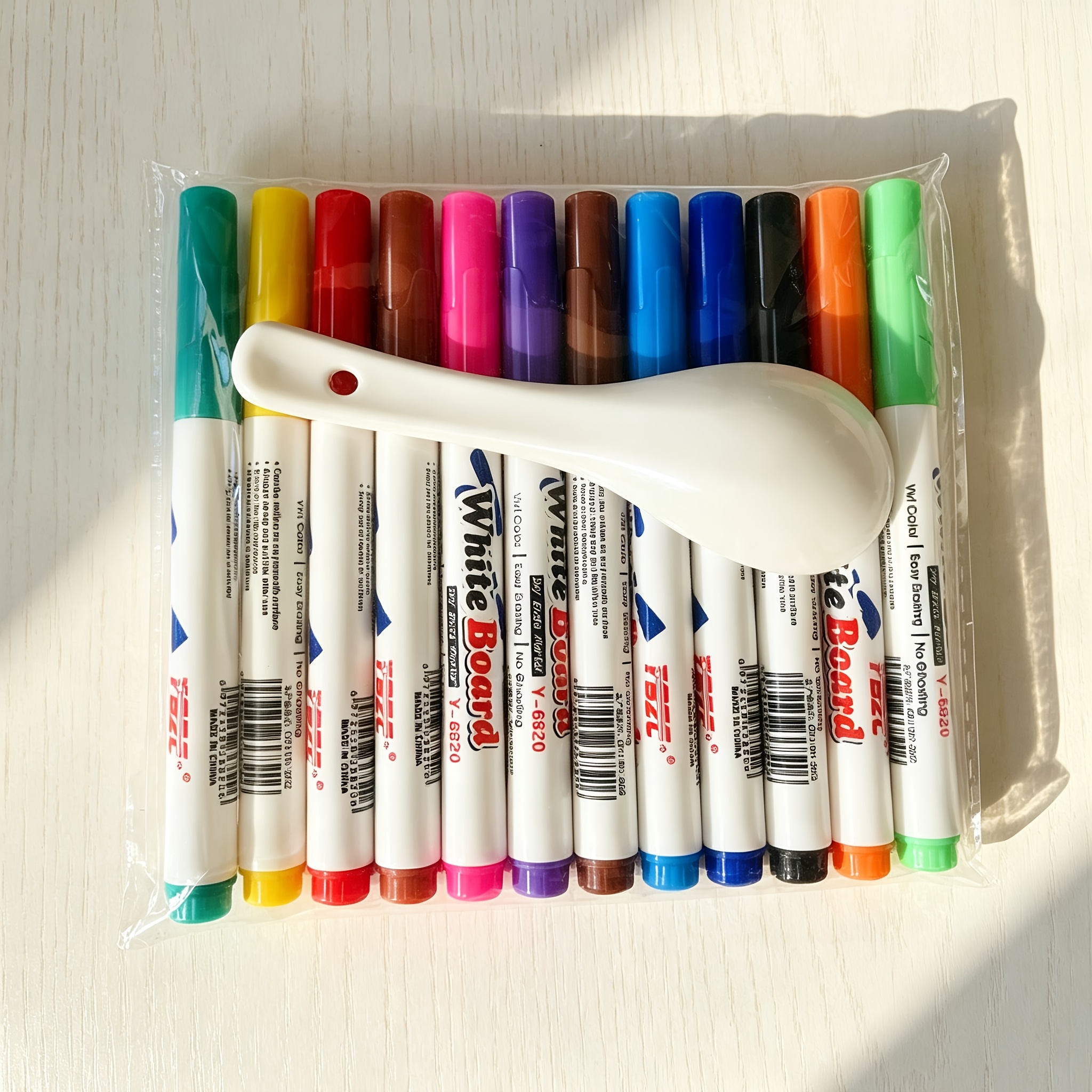 TEMU Cadeau d'Halloween et de Noël - 1 ensemble de 13 stylos de peinture à magiques avec encre flottante, marqueurs d'encre flottante colorés,