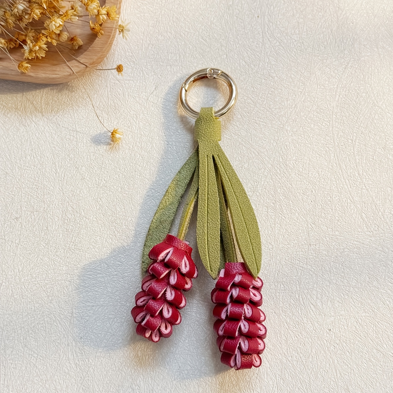 TEMU 1pc Women's Purple Handmade Lavender Flower Keychain, Exquisite Floral Bag Charm, Suitable For Daily Matching Additions