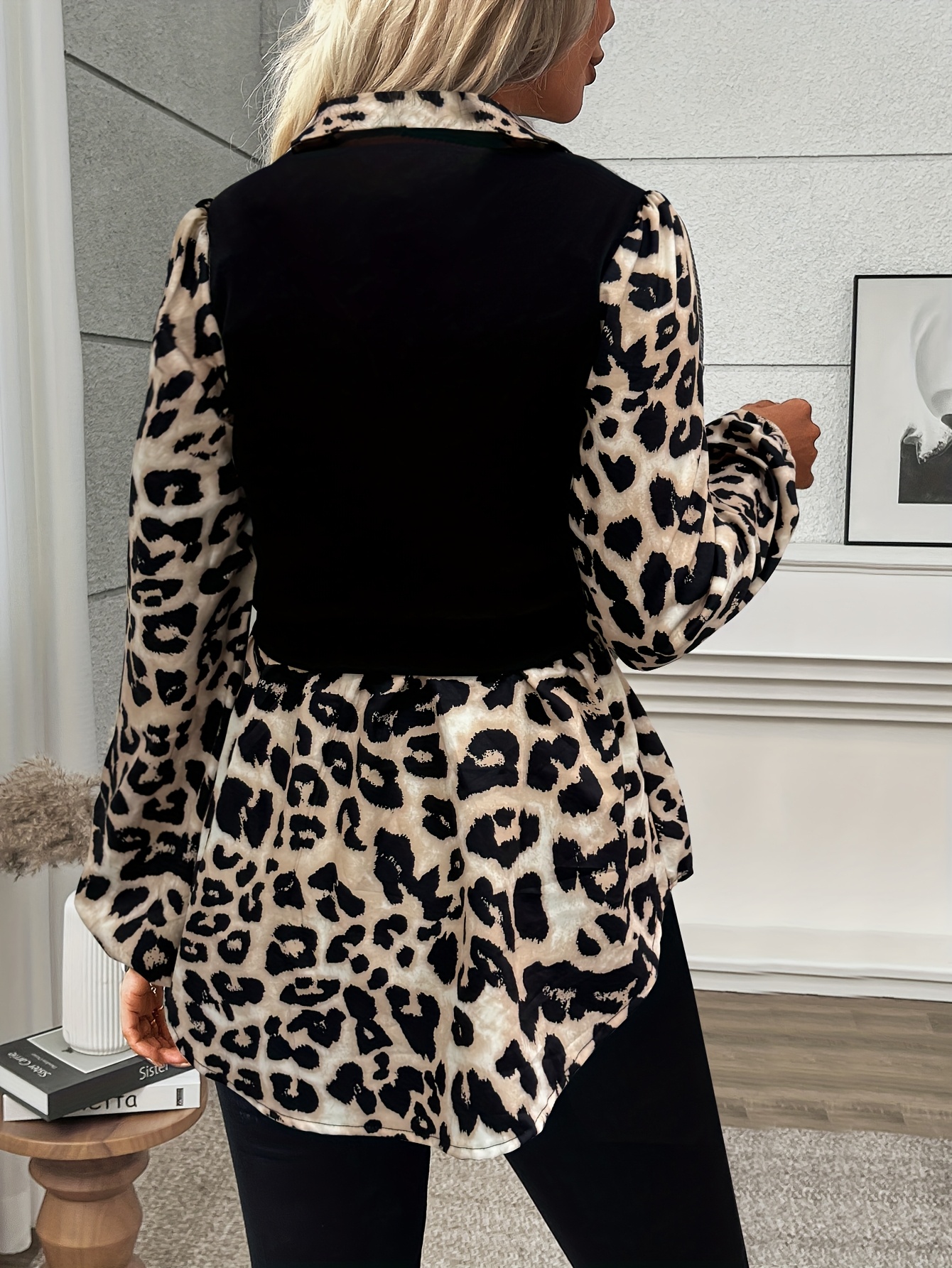 BEARDSLEY レオパード柄長袖チュニック BEARDSLEY レオパード柄長袖チュニック BEARDSLEY（ビアズリー