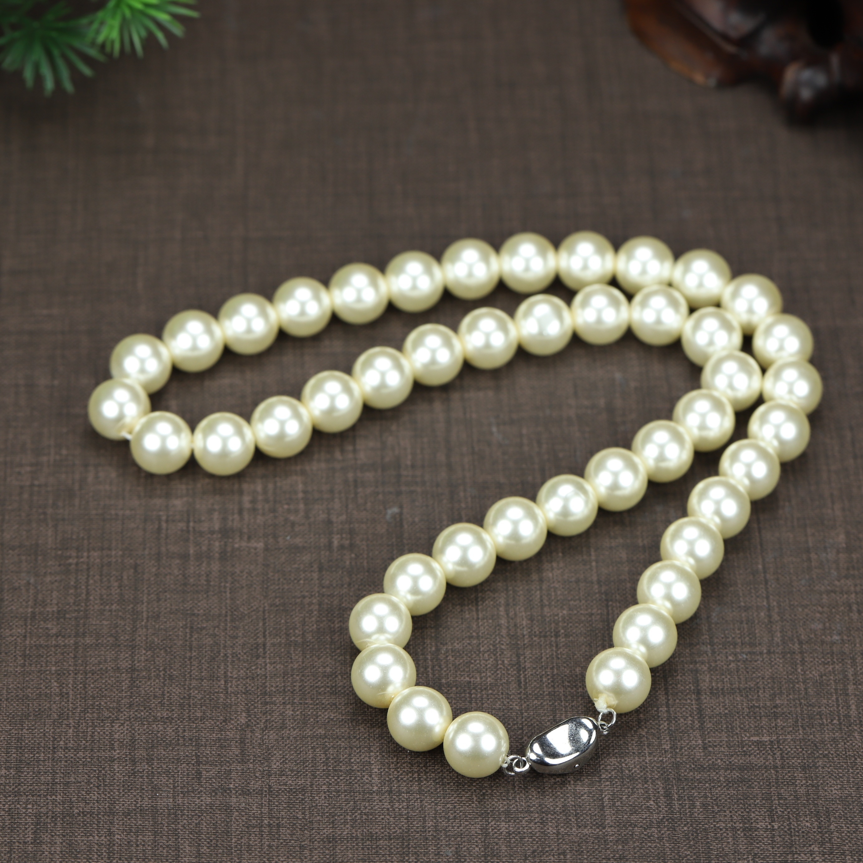 

Elegant Freshwater Pearl Necklace For Women - Bright White, Round Beads, Perfect Gift For Mom & Mother-in-law