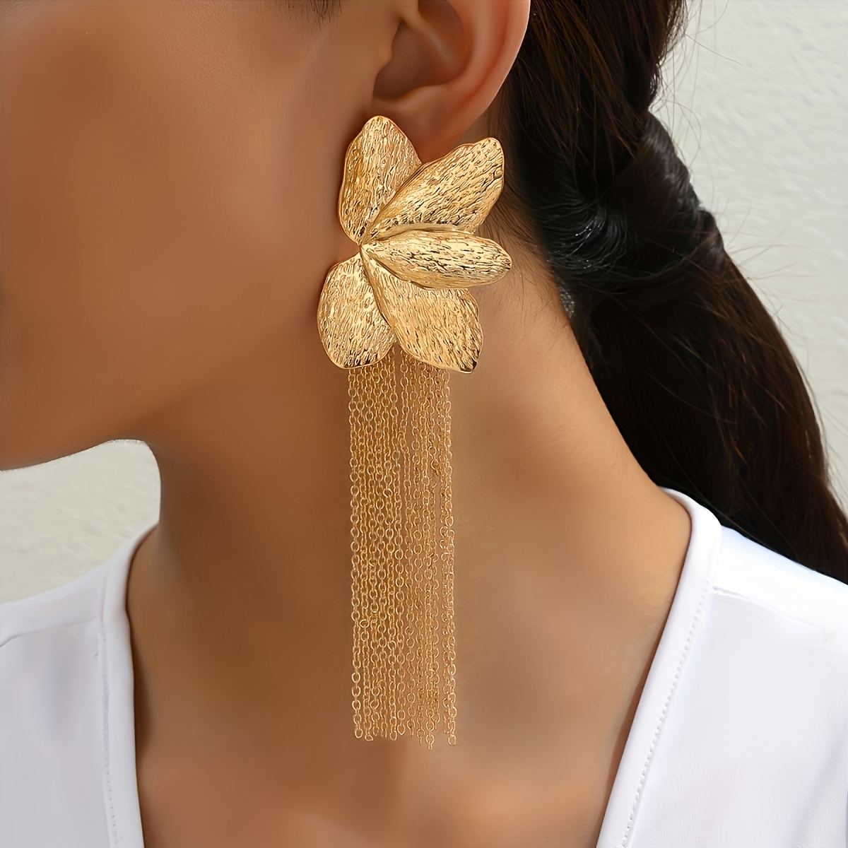 

Boucles d'Oreilles Longues Élégantes et Sexy avec Design Géométrique de Pétales - de Zinc, Parfaites pour ou les Fêtes