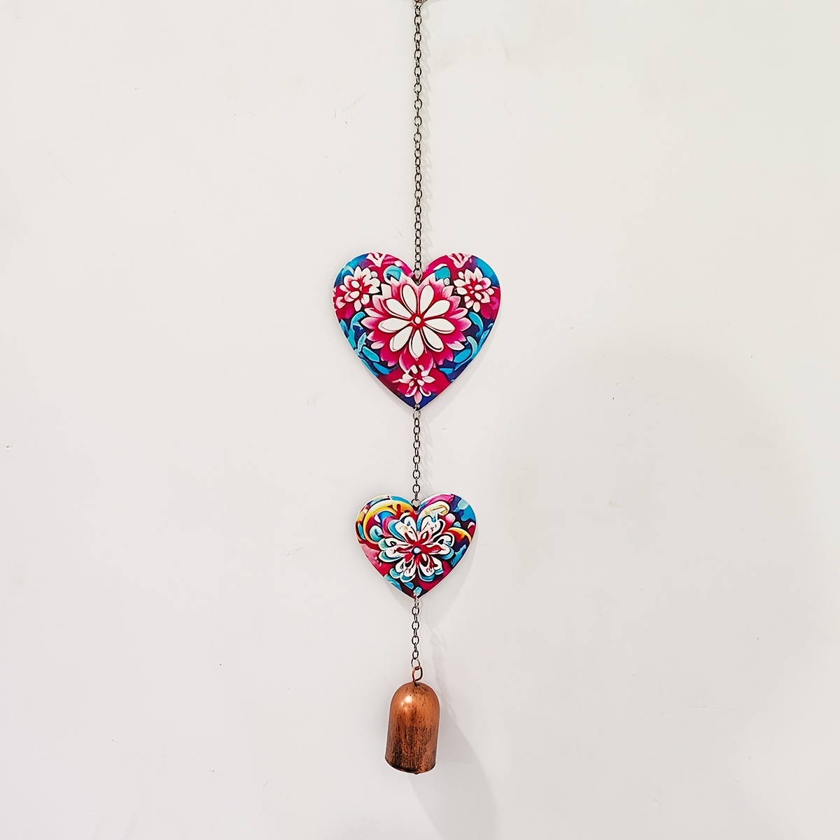 TEMU 1pc Colorful Heart-shaped Wind Chime, Metal Wind Chime – Produces A Soothing And Sound, Suitable For Garden, Patio, Windowsill, Or Indoor Decor,