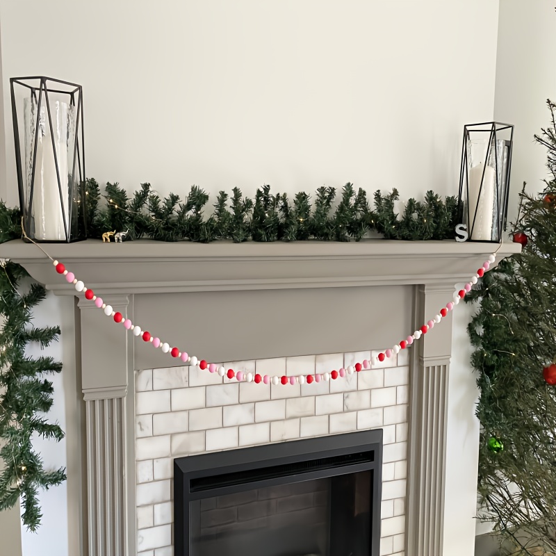 

Valentine's Day Beaded Garland, Style Hanging Decorations, , Manufactured Wood, No Electricity Required, Featherless, For Home, Banner For