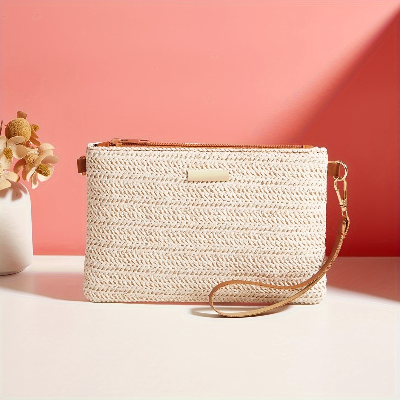 

Chic Women's Straw Clutch With Chain - Large Capacity, Fashionable Woven Phone & Coin Purse, Zip Closure, Polyester Lined - Ivory