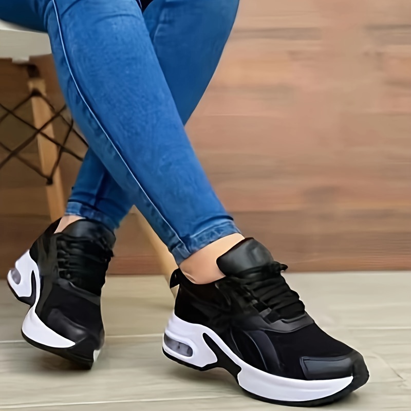 

Fashion Sports Low Top Popular Shoes Round Toe Mid Heel Lace Up Casual Sports Single Shoes Women's Shoes