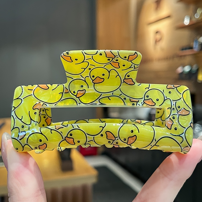 Image of 1pc Cute Yellow Duck Hair Clip, Pvc Material, Medium Size, Yellow Duck Pattern, Fashionable Non Slip Women's Hair Accessory, Cute Rectangular Shape, Single Piece