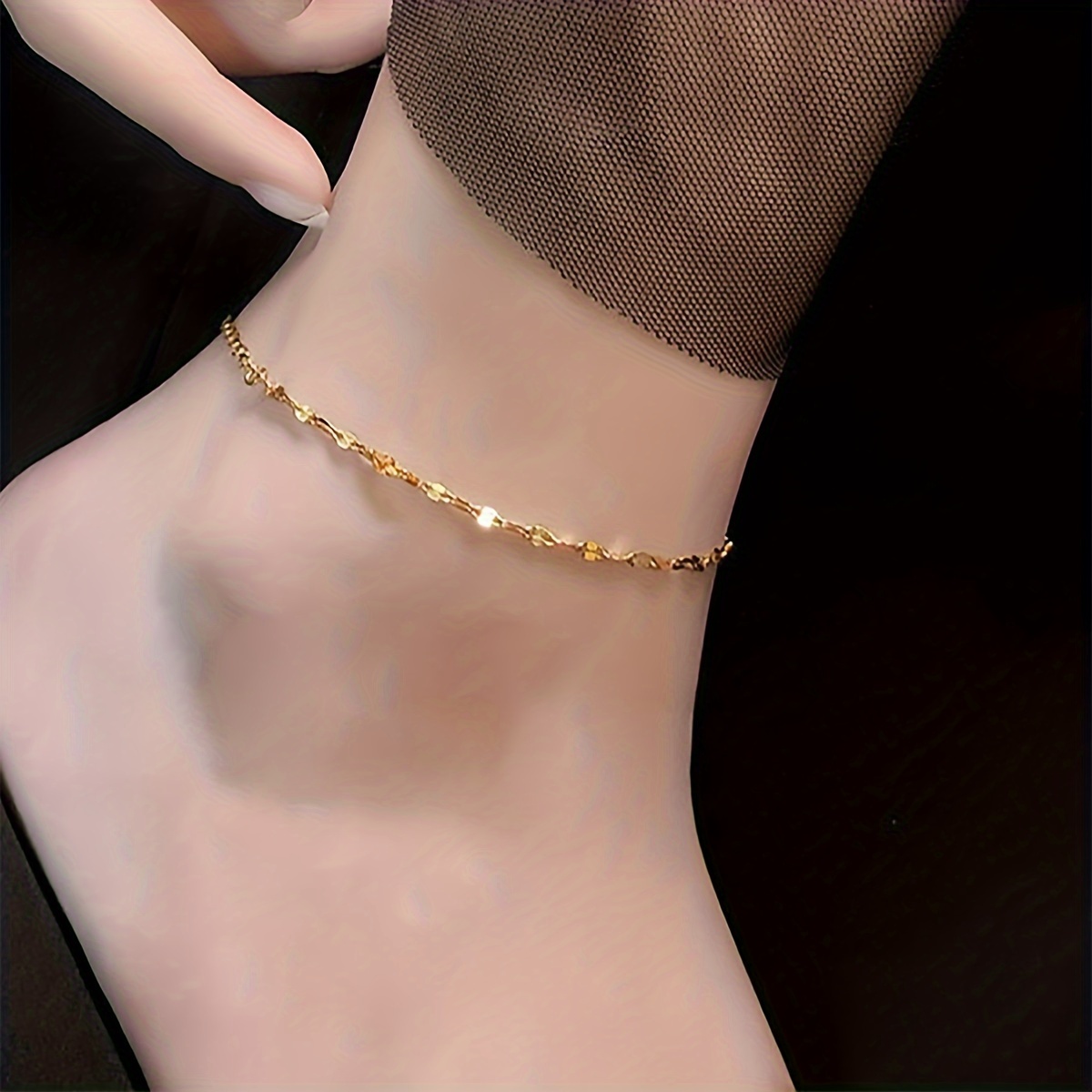 A Minimalist And Sexy Stainless Steel Thin Chain Anklet For Women, Suitable For Daily Vacation Wear