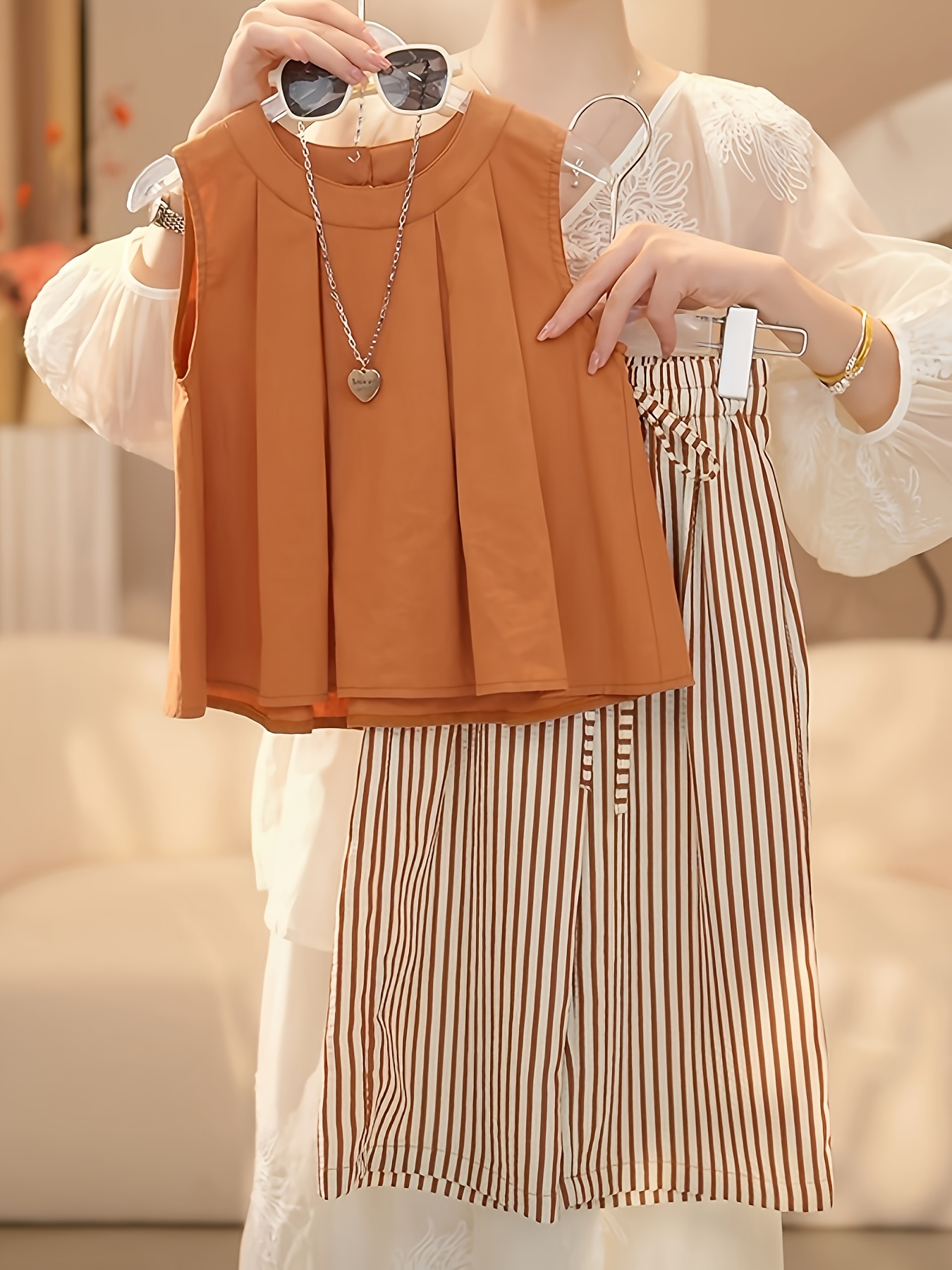 Girls' Summer Tank Top Set for Older Kids, Stylish and Fashionable Sleeveless Doll Top with Casual Three-Quarter Wide-Leg Pants, 2pcs Set, Perfect for Outdoor