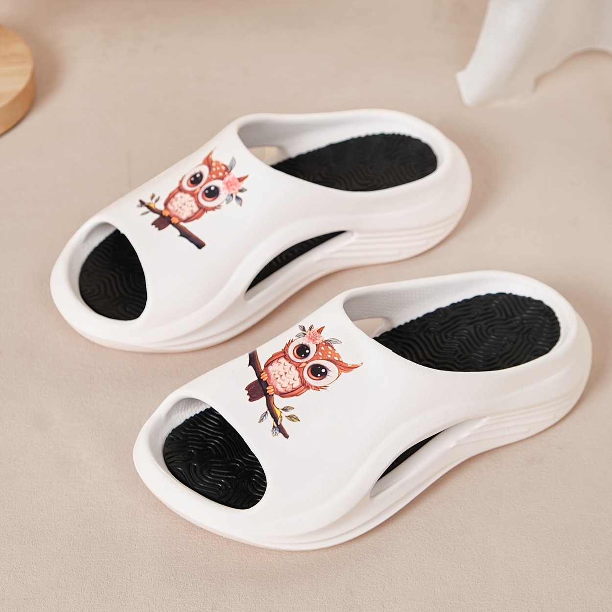 Women's Indoor Slippers Comfortable Fashion Cute Cartoon Pattern Sports Slides