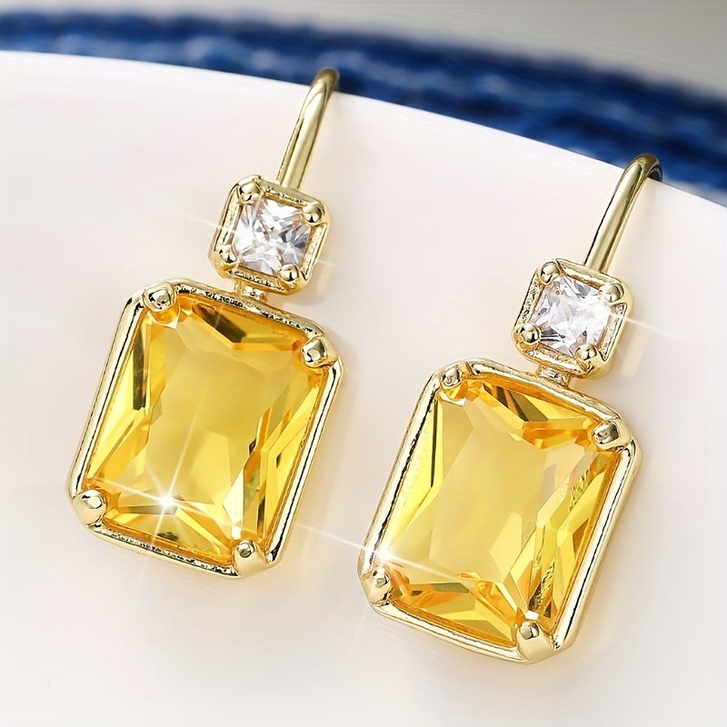 E-shop Temperamentsvolle Palaststil 4--Set Gelbe Künstliche Jade Synthetische Edelstein Hängeohrringe für Damen - Luxus Schmuckgeschenk für Tägliche