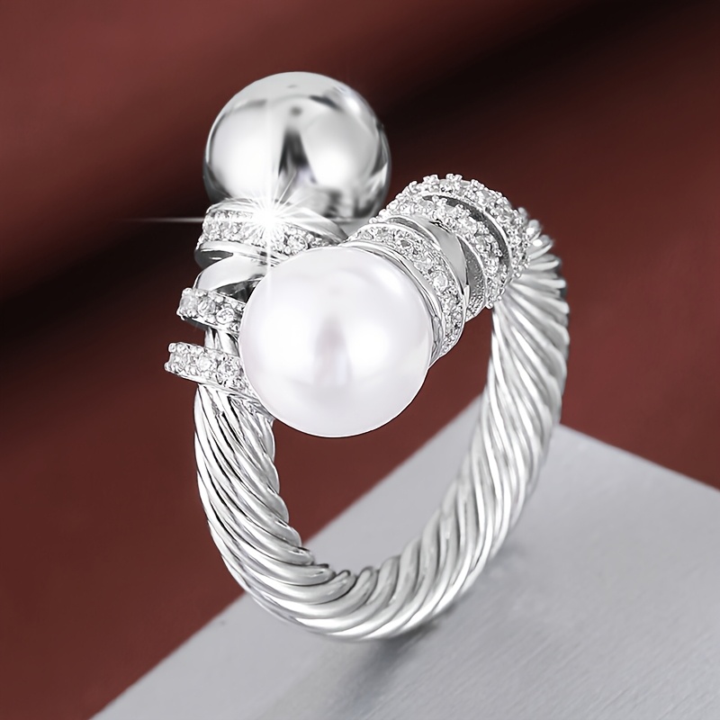 טבעת מתכונת אורגנית אחת לנשים עם עיצוב מעוות ונגיעות זירקוניה - טבעת לבן פתוחה, טומי זה פנויה, מומי זה. מתנה|טבעת טבעת מעותת|נוגעות זירקוניה, קישוט טבעת