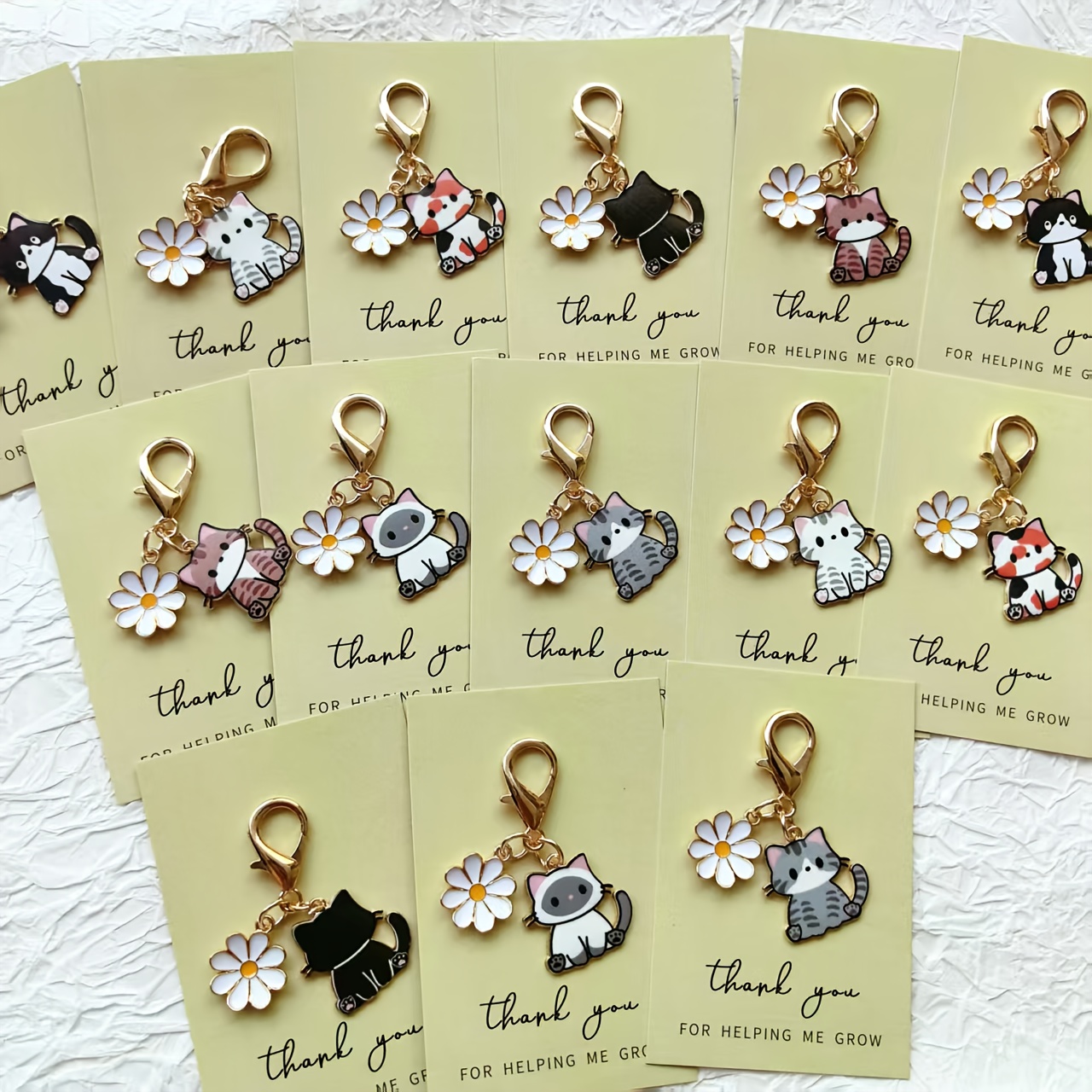 TEMU Set di 7/14 portachiavi con gatto e margherita a cartone animato con biglietto di ispirazione "Grazie", ciondolo elegante con animali e fiori,