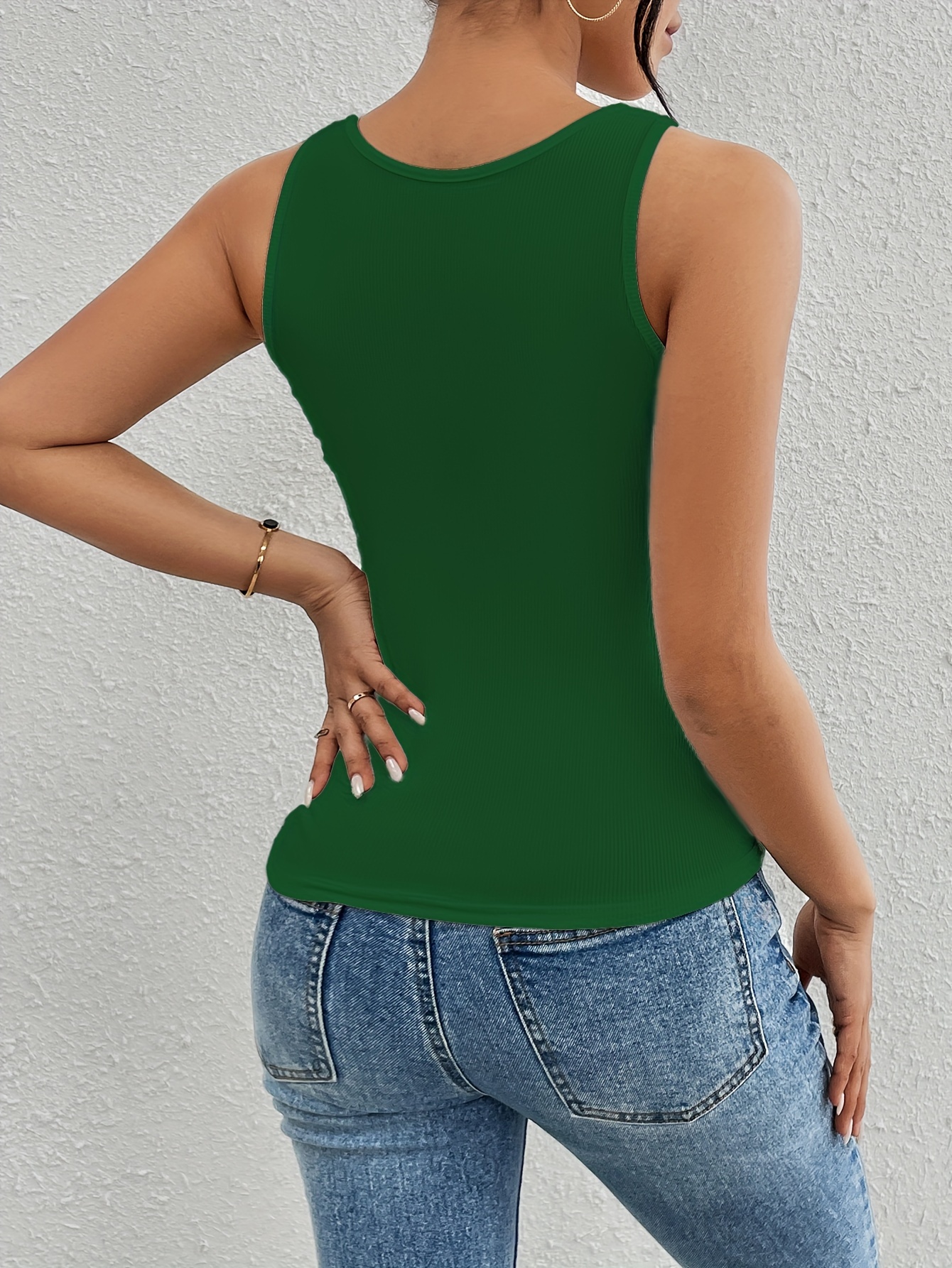 Women's Sexy Slim Fit Sleeveless Boat Neck Tank Top - Stretchy Knit Fabric with Keyhole Cutouts, All-Season Versatile Wear, Machine Washable Solid Color, Ladies Tank Tops