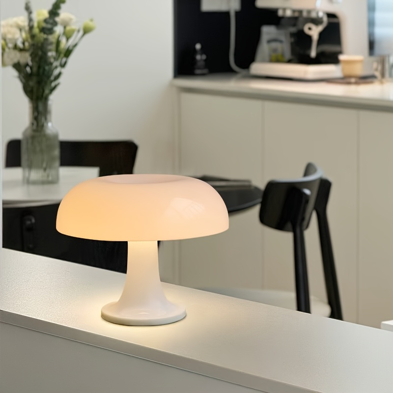 Mushroom Table Lamp with USB Power and Three-Color Dimming