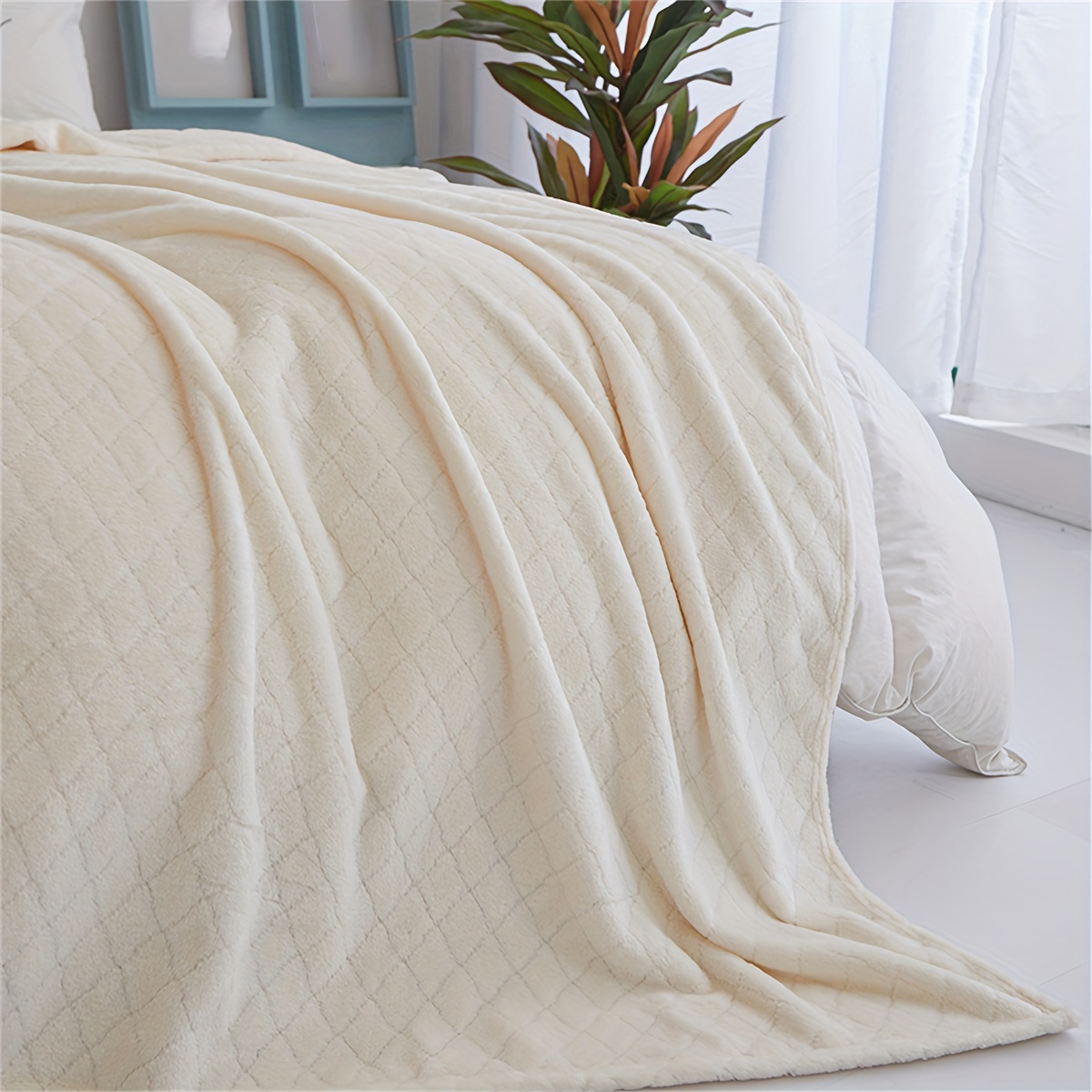 White Blanket Fuzzy Blankets For Girls Bedsure Soft White Throw - Main Image