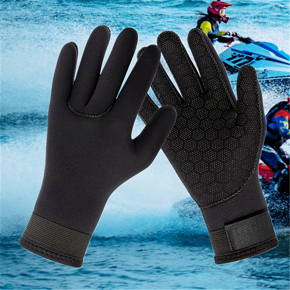 

1 paire de gants de sports nautiques de 3 mm pour hommes et femmes, gants antidérapants et élastiques pour le surf, la plongée en apnée et .