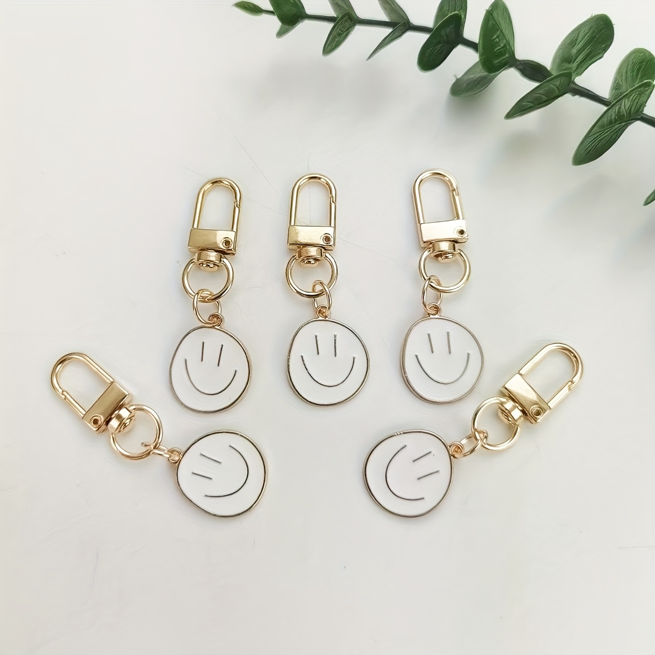 Image of 5pcs A Creative And Cute Irregular Keychain During The Graduation Season, Student Couples Their And Colleagues Party Commemorative Gifts, Daily Wear, Car Keys, Pendants, Diy Beautiful Pendants