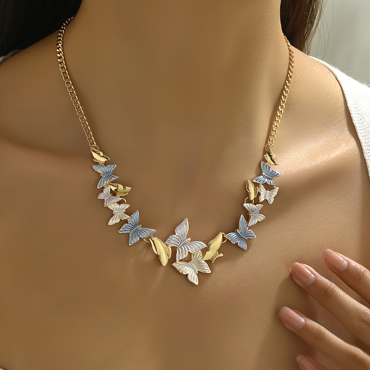 

1pc Butterfly Link Chain Necklace Simple Elegant Copper Neck Chain Jewelry Decoration Animal Theme