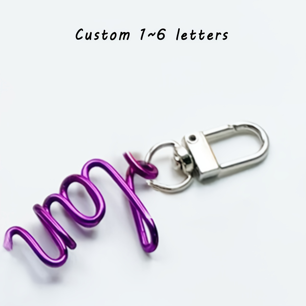 TEMU Llavero de 1 pieza con letra personalizada envuelta en alambre metálico, colgante de llave/dije para bolso con /letra personalizado, regalo