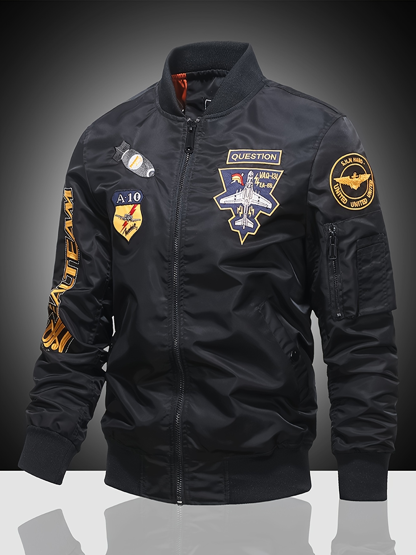 Spring and autumn selling Men's nylon flight suit jacket, Men's heavy embroidery aircraft embroidery motorcycle jacket, Men's fashion high-quality leisure windproof flight suit jacket.