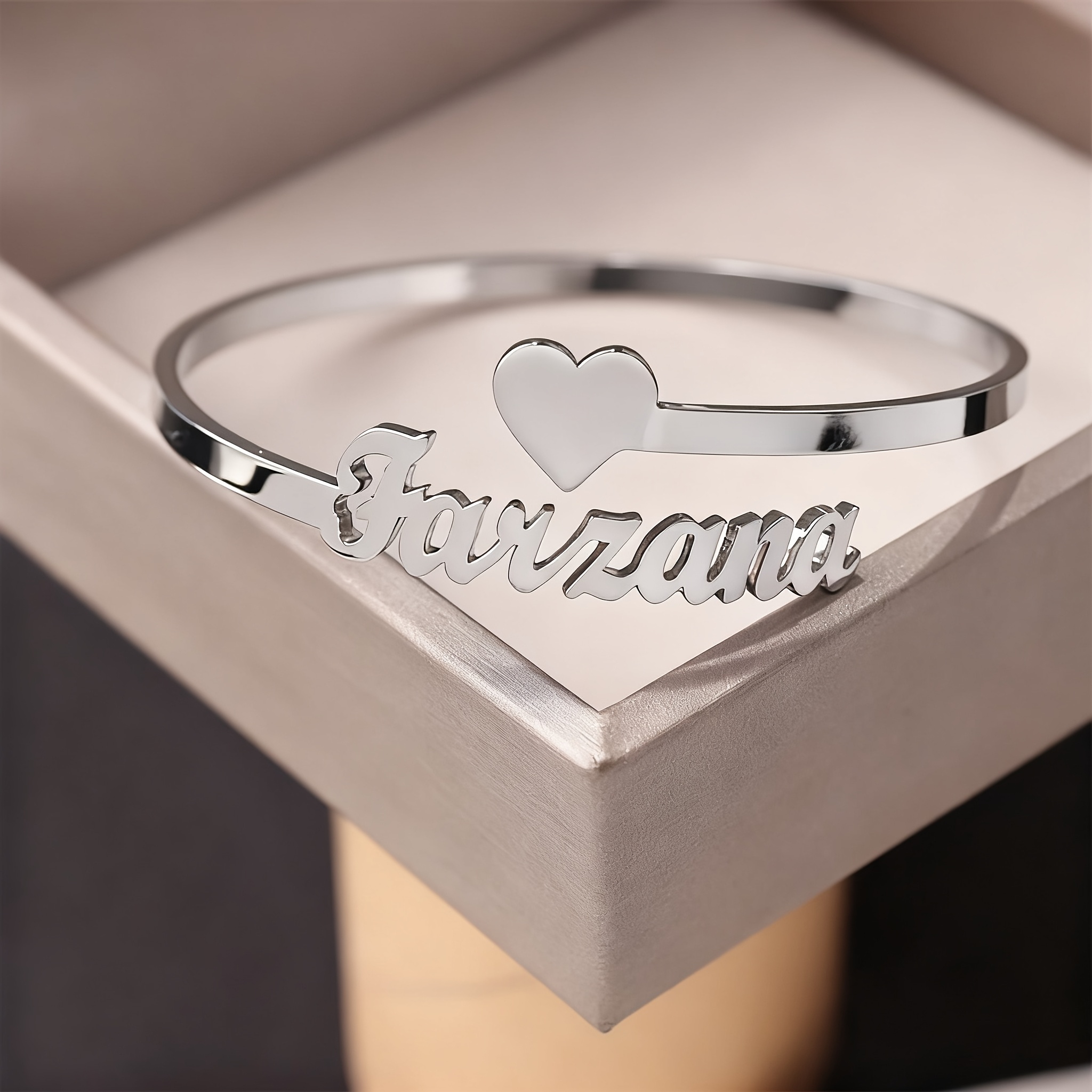 Image of Custom 1pc Women's Fashion Romantic Heart Name Open Bangle, Exquisite And Elegant Stainless Steel Custom Bracelet, For Mom Or Wife, Celebration Holiday Birthday Party Gift, Versatile Women's Bangle