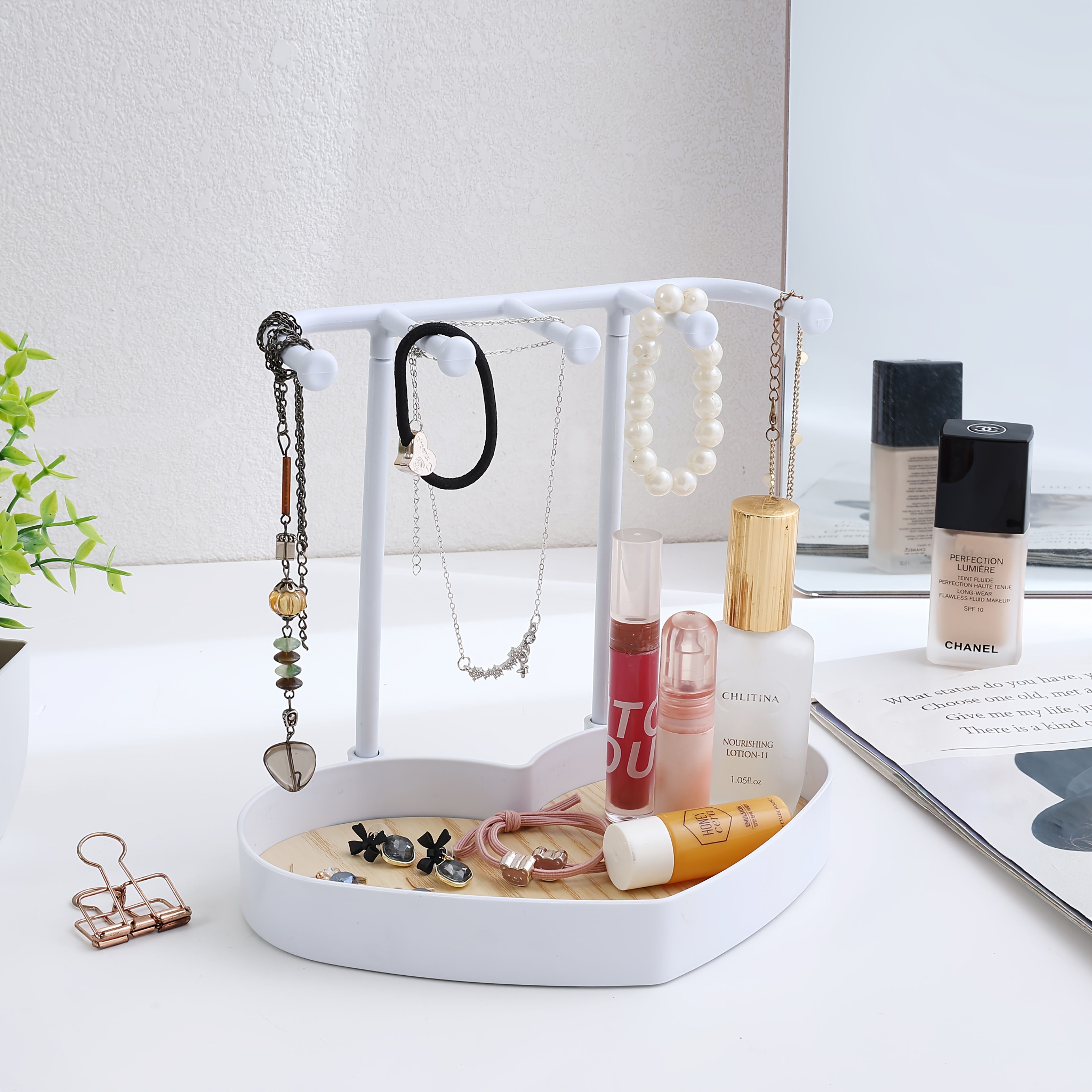 Image of Single Pack Makeup Desk Jewelry Storage Box, Perfume Storage Box, Skincare Product Organizer, Jewelry Stand For Necklaces, Earrings, Rings, Perfumes, Lipsticks, As A Gift For Festivals, Jewelry Towers