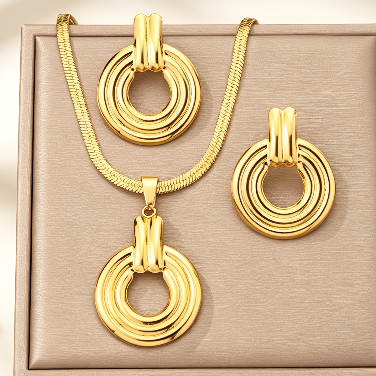 TEMU 1set/3pcs Stainless Steel Circle Pendant Jewelry Set, Retro Geometric Layered Three-dimensional Necklace Earring, Classic Snake Chain, Elegant