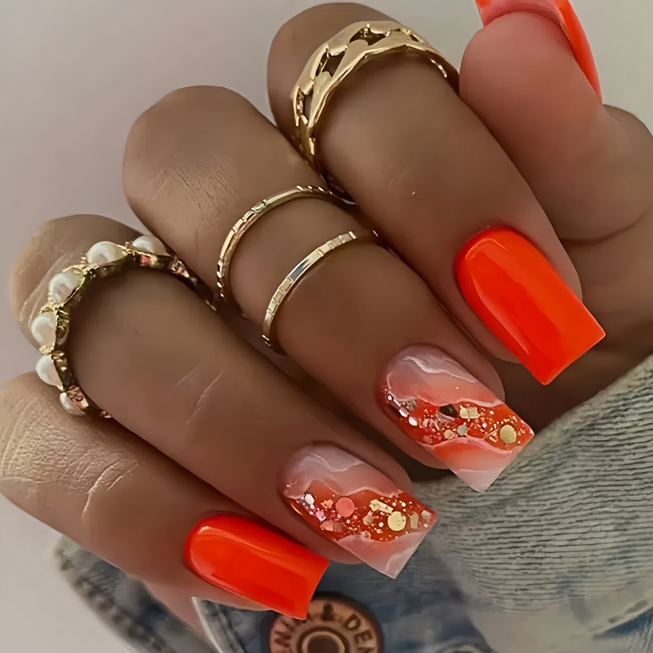 24pcs. Orange Sweet Smudge Fashion Easy Medium-length Square Wear Nails, Suitable For Women And Daily, Work, Travel, Can Be Used In Nail Salons And Manicure At Home. Reusable And Easy To