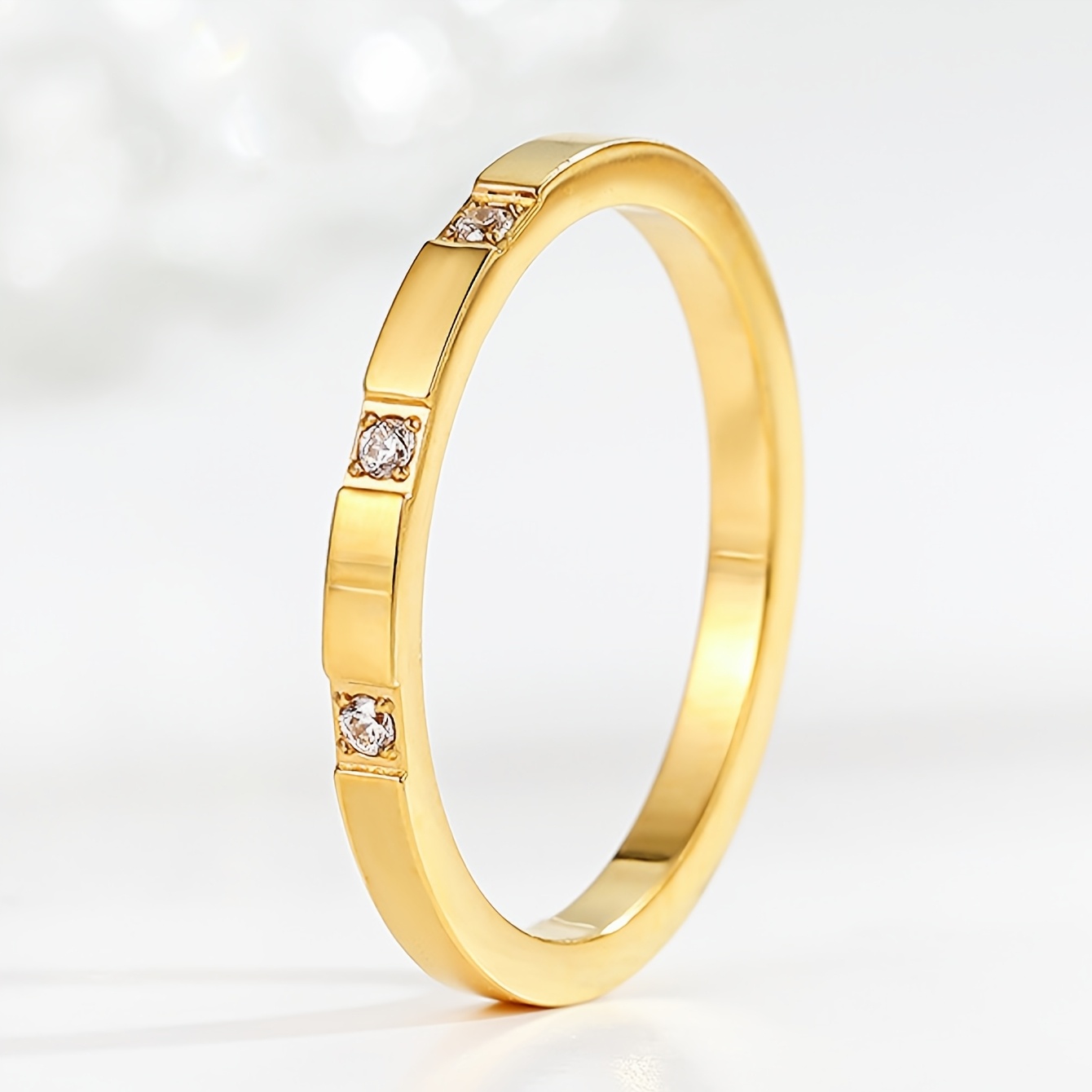 A Stylish And High-end -encrusted Stainless Steel Women's Ring, Perfect For Engagement Anniversary Gifts, Casual Party Accessories, And Suitable As A Birthday, Valentine's Day, And Mother's Day Gift