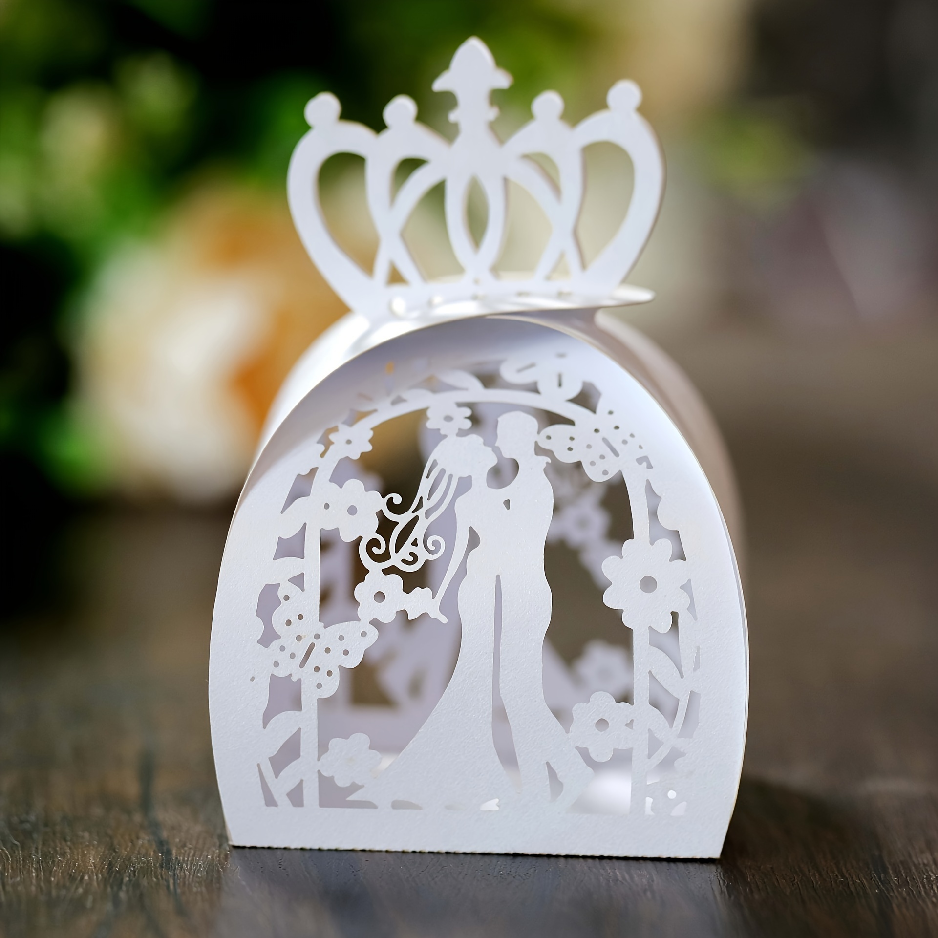E-shop 50 Stück Hochzeitslicht Laser Bräutigam und Braut Krone Süßigkeitenboxen für Valentinstag Stück Schmetterling Schokolade Papierboxen