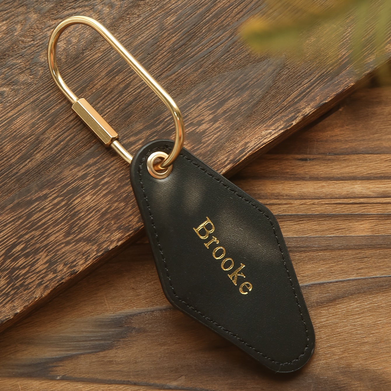 TEMU 1pc Of Personalized Name Keychain In Golden Monogram Style, Made Of Vegan Rhombus Faux Leather, Perfect As A Chic Travel Accessory Or A Gift For
