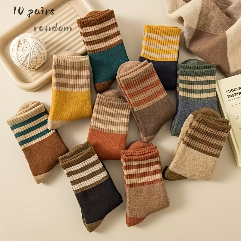 Image of 10 Pairs Random Winter Thickened Fleece Socks Cold-resistant Unisex Sports Soft And Comfortable Multicolor Socks