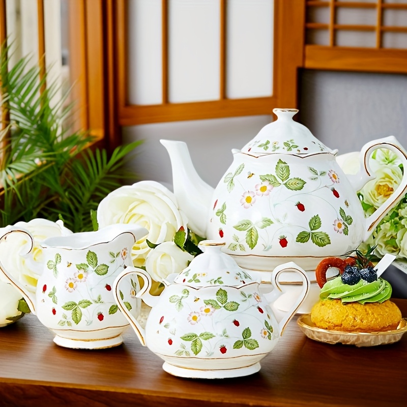 Wild Strawberry Ceramic Sugar Pot + Milk Jug Set / Large Pot, Coffee Cup & Saucer Set with Three Different Styles to Choose From - Perfect for Afternoon Tea, Coffee, Juice, Weddings, Gifts, Birthdays, Christmas, Family, Restaurants, Banquets, Valentine's Day, Thanksgiving, and New Year Celebrations