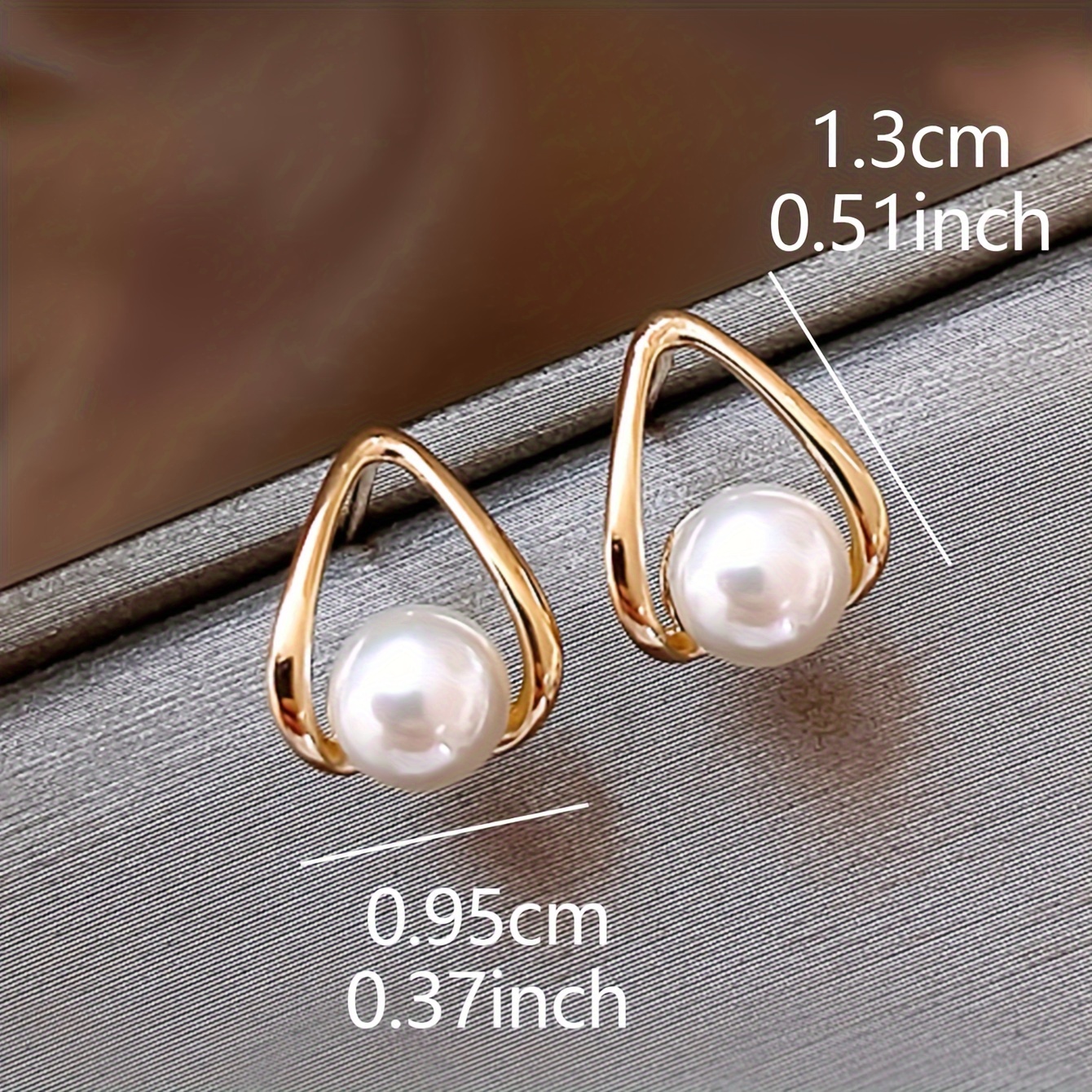 1 Pair of Simple, Exquisite, Small, and Elegant French-Style Teardrop Geometric Imitation Pearl Women's Daily Casual High-End Fashion Stud Earrings