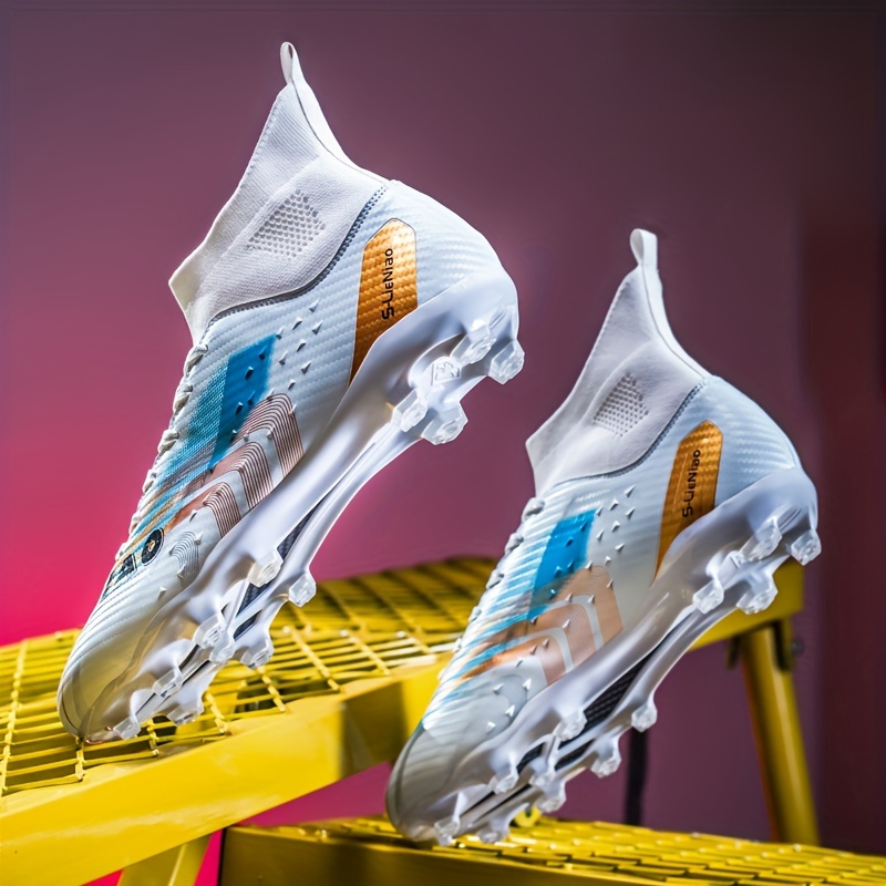 wide fit indoor soccer shoes