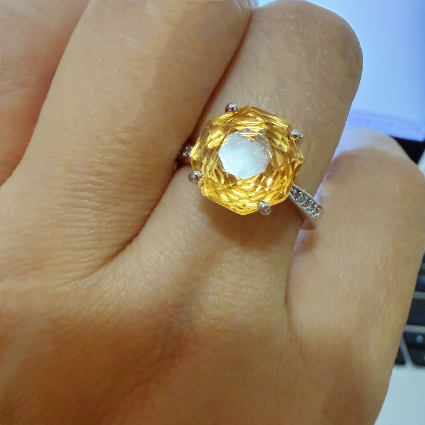 Women's Rose Cut Natural Citrine Ring — Elegant Gift