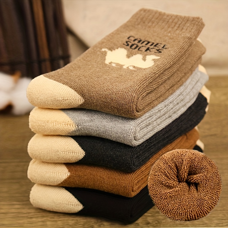 

5 Pairs Of Men's Vintage Camel Pattern Crew Socks, Comfy Soft & Elastic Thermal Knitted Socks For Men's Winter Outdoor Activities