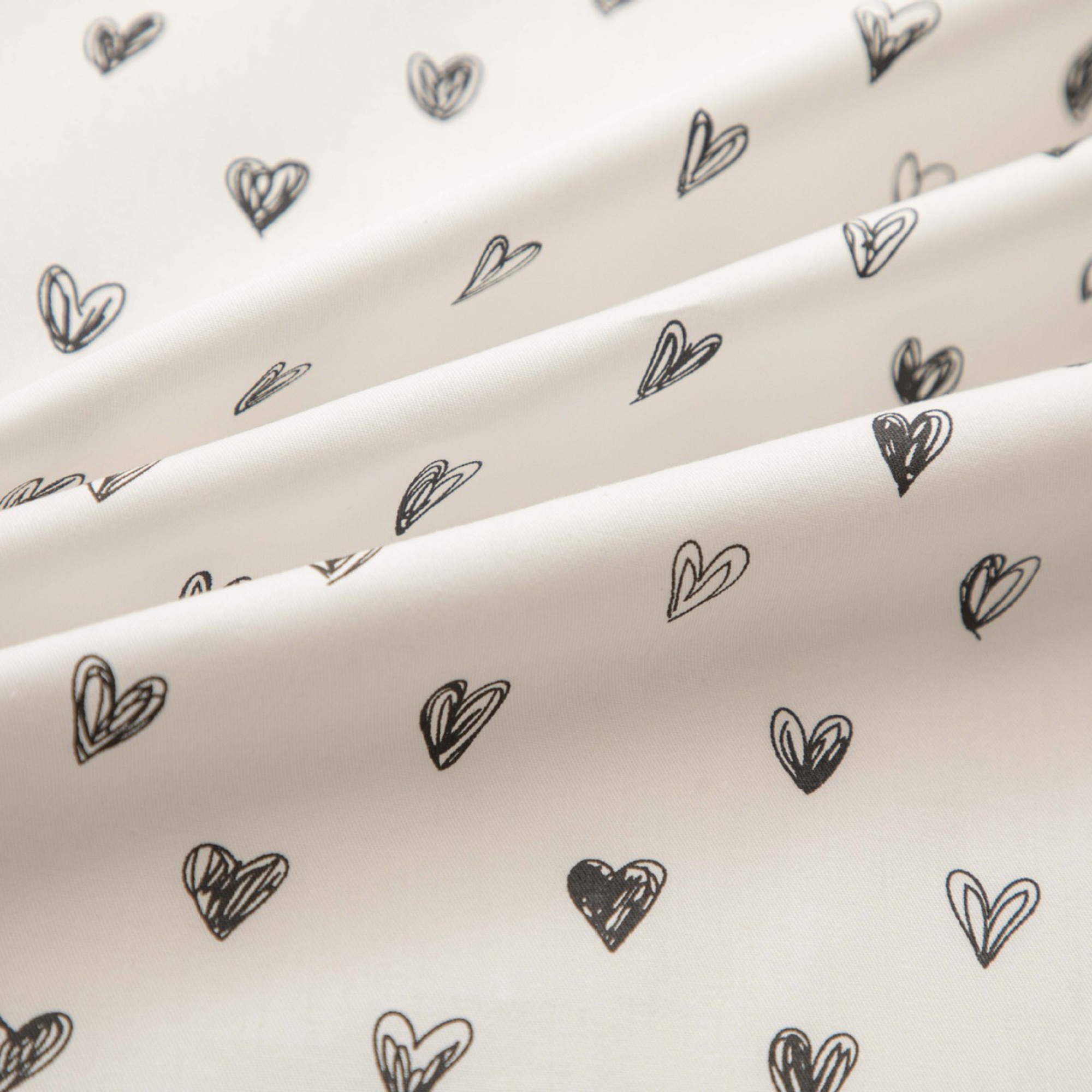 Image of 1pc 160x50cm (19.68x62.7 Inches) 100% Cotton 40-count Twill Heart Print, Suitable For Quilting, Cushions, Backpacks, Wallets, And Crafts