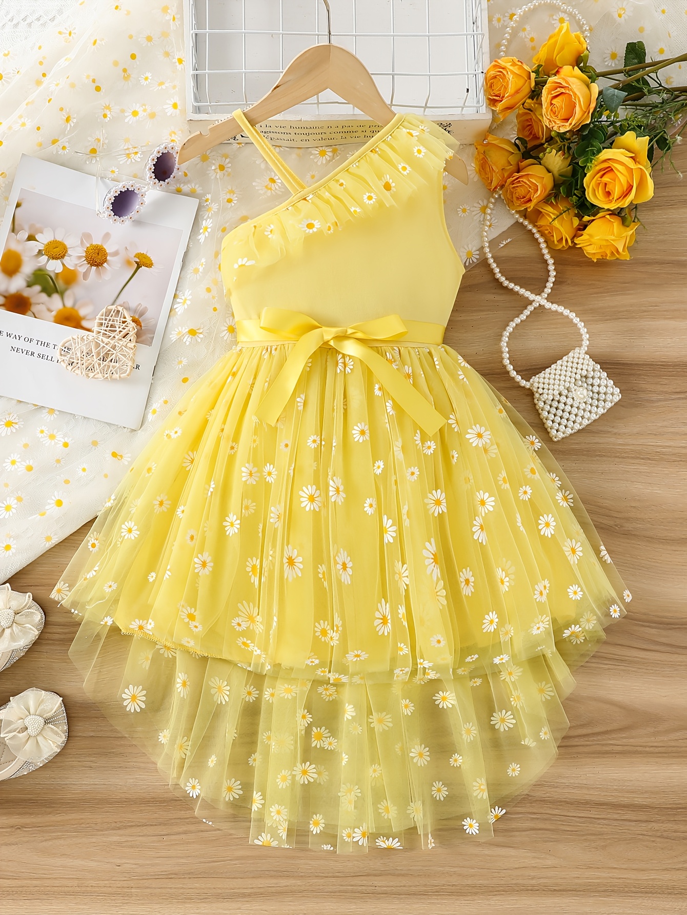 Elegant Yellow Daisy *-Shoulder Dress for Girls Sleeveless, Asymmetrical  Hem, Light Blue Tulle Skirt with Floral Pattern Spring