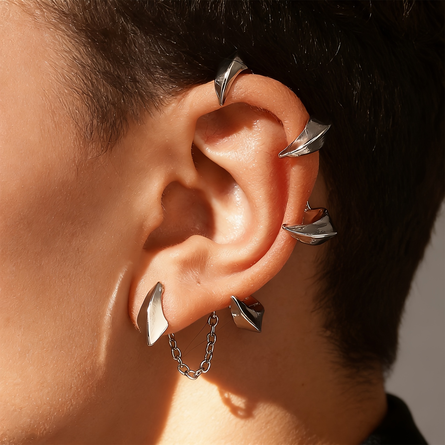 TEMU Diseño minimalista de gancho para oreja geométrico con un estilo casual y elegante, adecuado como regalo para . Ideal para que los hombres lo en