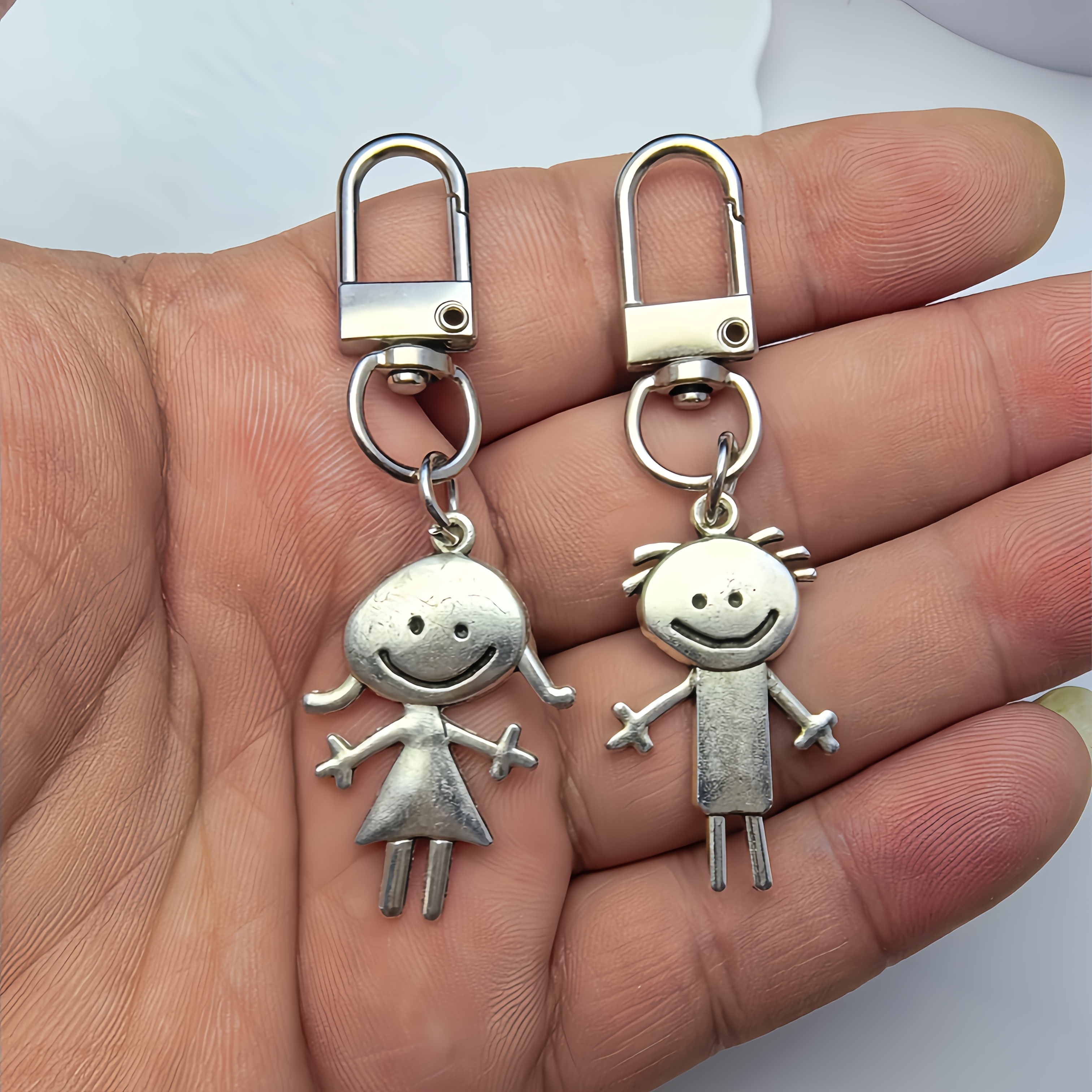 TEMU Lot de 2 porte-clés sur le thème du couple - Convient pour porte-clés | Clips de sac à dos | Pendentifs de porte-clés de voiture | Breloques de