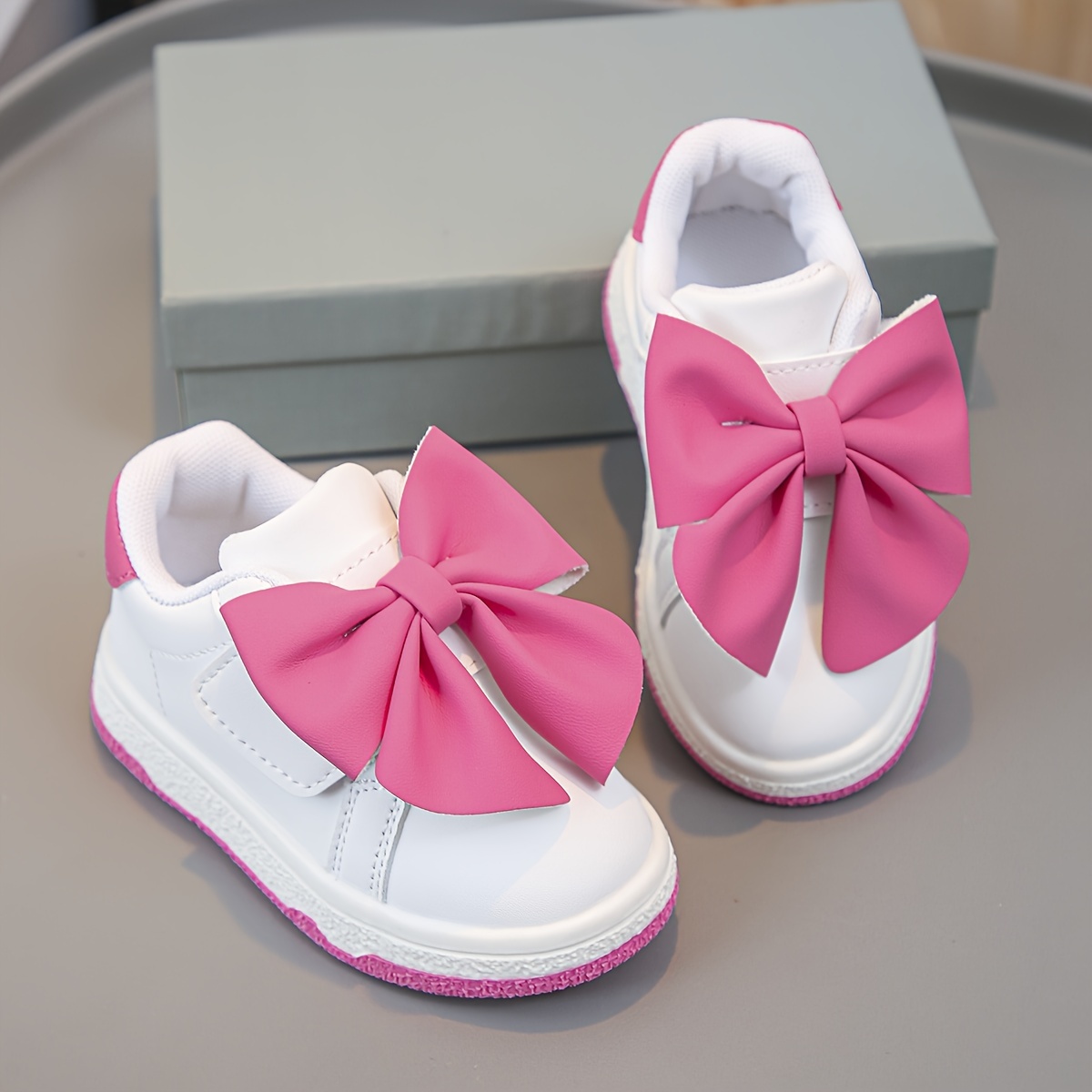 Adorable Pink Bow-Knot Sneakers for Girls